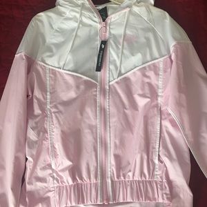 Brand new Nike windbreaker